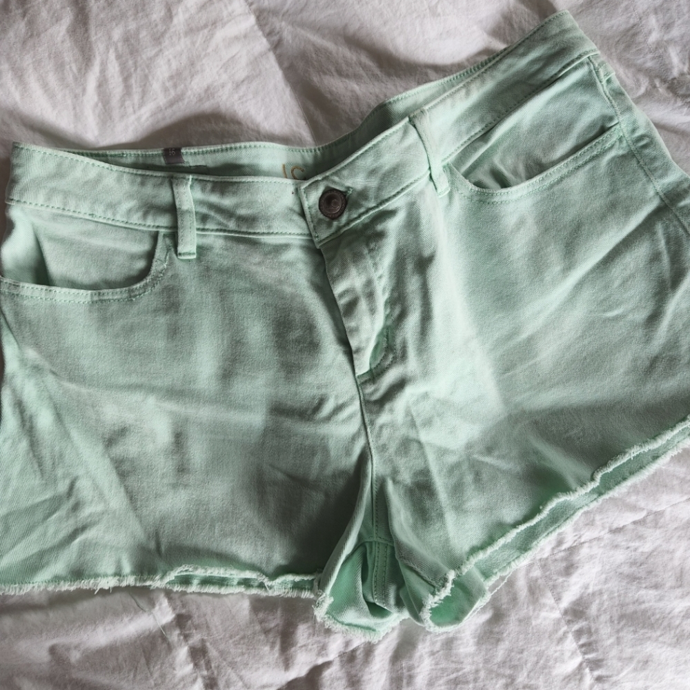 Lauren Conrad LC Mint Short